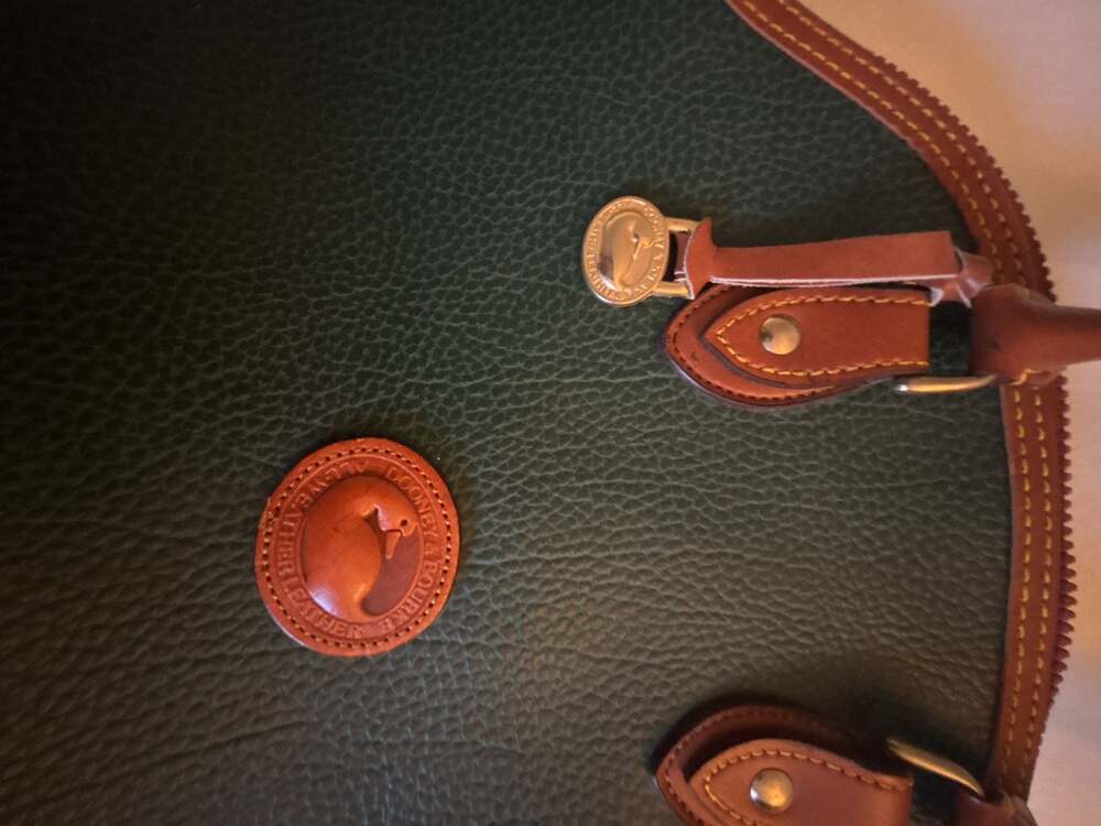 Vintage Dooney & Bourke All-Weather Leather Dome Satchel Bag Green and Tan - Picture 4 of 10